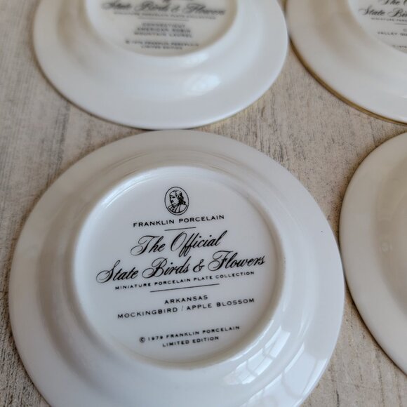 Franklin Porcelain official state bird flowers mini plate set home decor - Picture 7 of 8